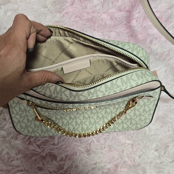 NWT Michael Kors cross body purse - Picture 10 of 11